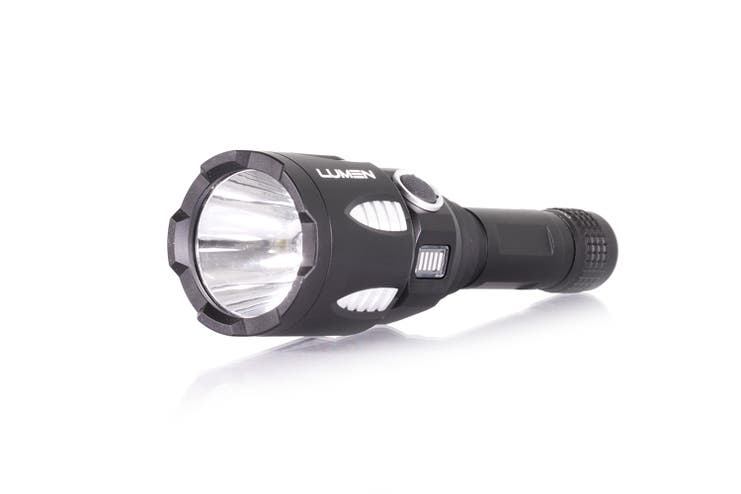 Lumen Discovery L3000 kraftig LED lommelykt