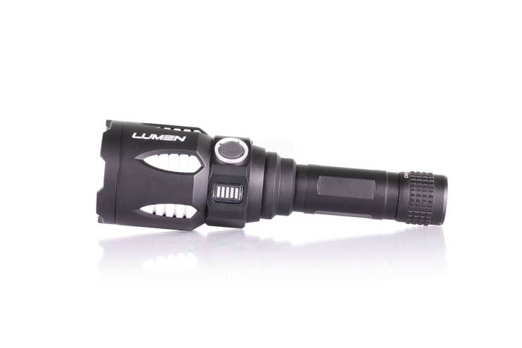 Lumen Discovery L3000 kraftig LED lommelykt