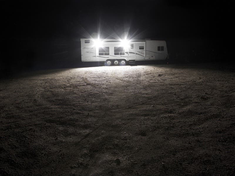 Rigid vinklet flombelysning