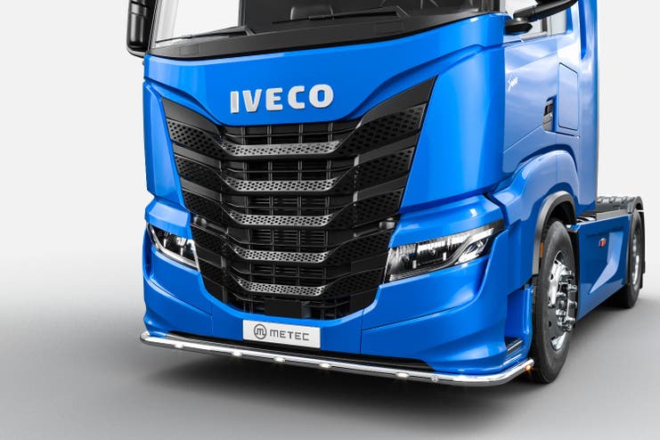 Metec Iveco S-Way F-Liner 19 kufanger krom v2