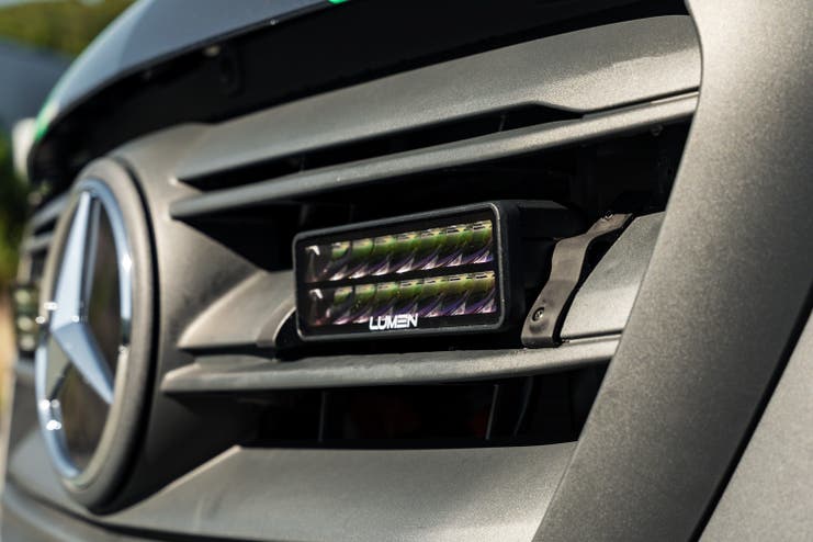 Lumen grillkit Mercedes E-Sprinter 2022+