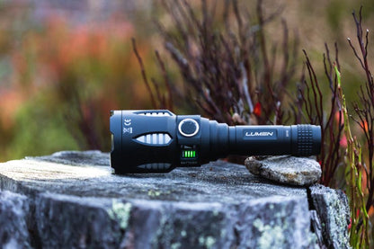 Lumen Discovery L3000 kraftig LED lommelykt