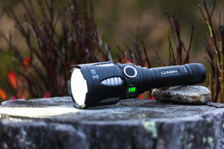 Lumen Discovery L3000 kraftig LED lommelykt