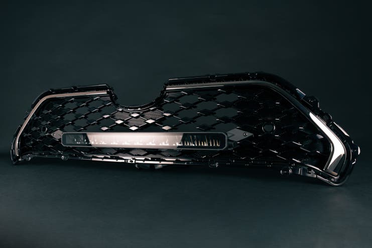 Lumen grillkit Toyota Rav4 Plugin-Hybrid 