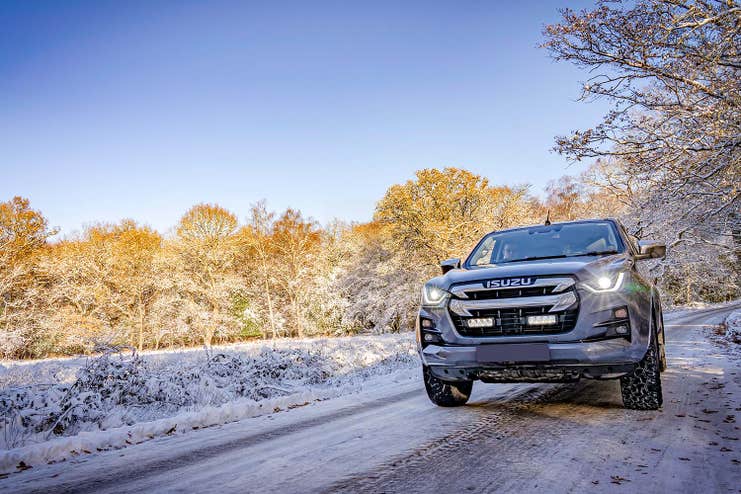 Lazer grillbrakett ISUZU D-MAX (2021+) (Triple-R 750)