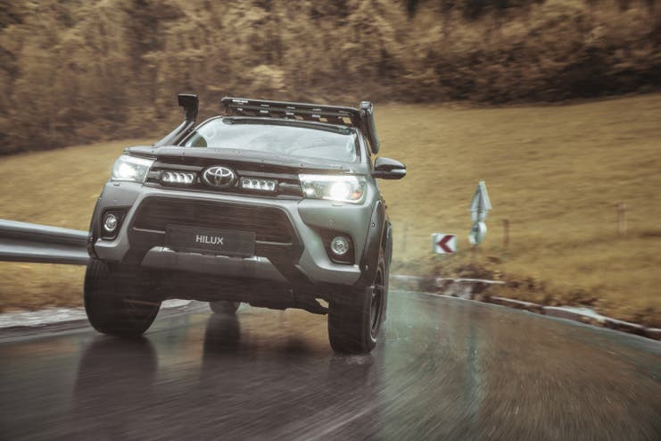 Lazer komplett grillkit Toyota Hilux 2017+