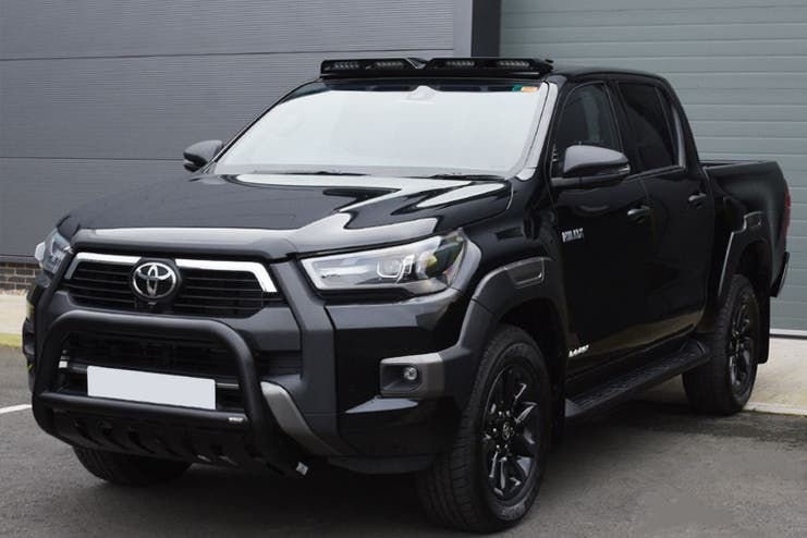 Lumen Predator takpod til Toyota Hilux 2016+