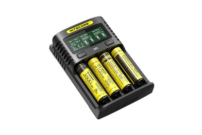 Nitecore UM4 batterilader
