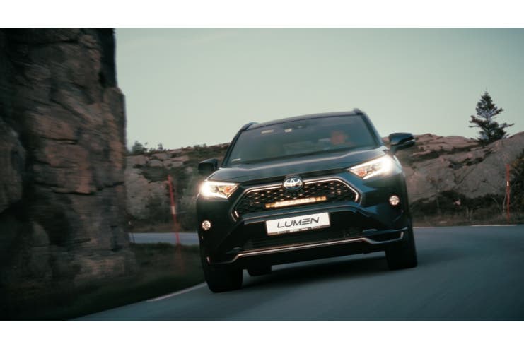 Lumen grillkit Toyota Rav4 Plugin-Hybrid 