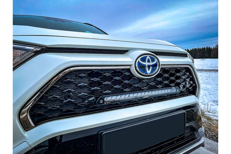 Lazer komplett grillkit Toyota RAV4 Plug-In Hybrid 2019+ grillbrakett